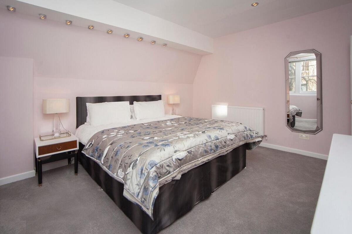 ※ Spacious Georgian Coach House & With Parking Bath Exterior photo